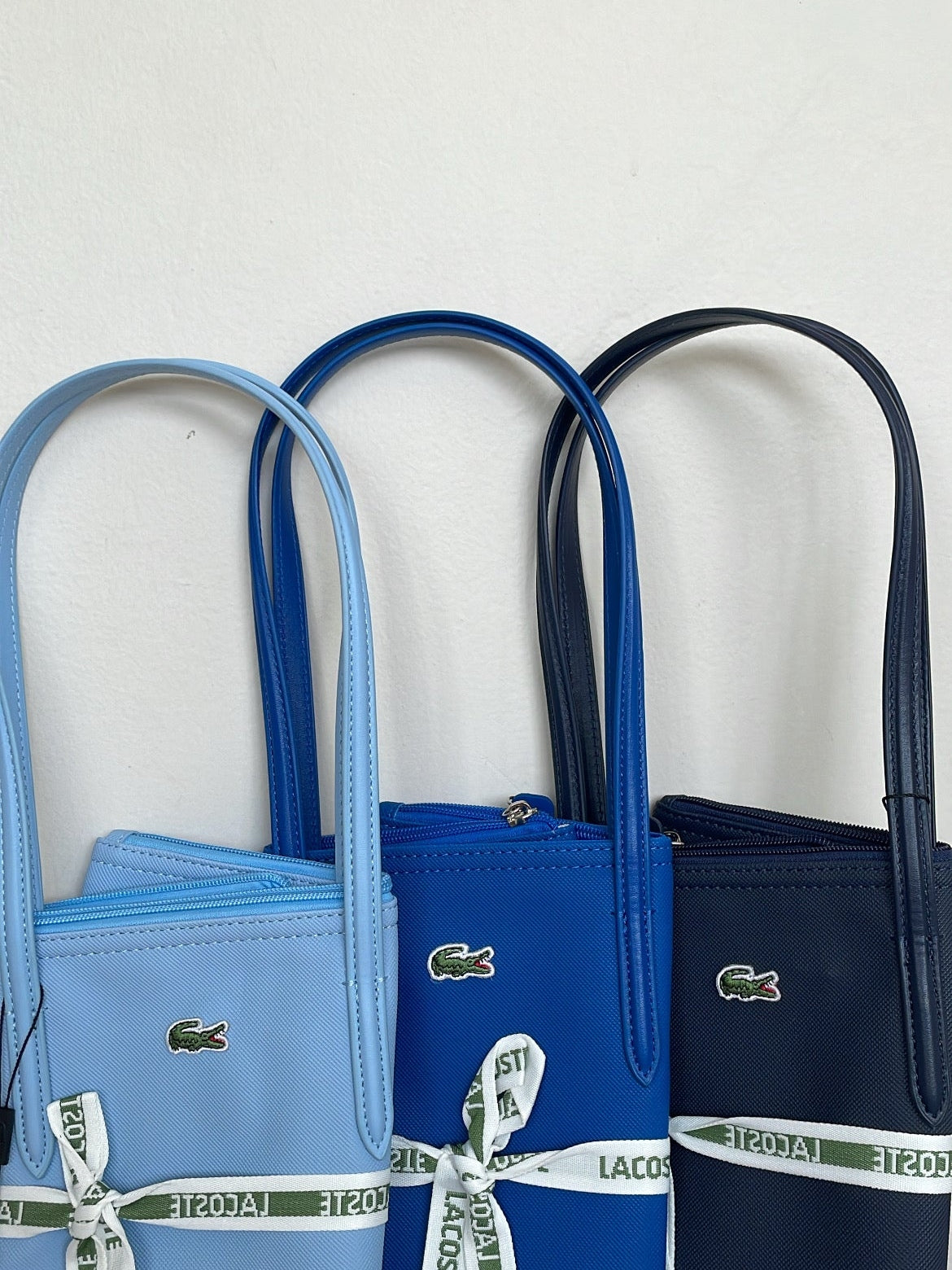 Lacoste Tote Mulan Stores