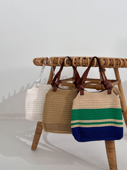 Knitted tote